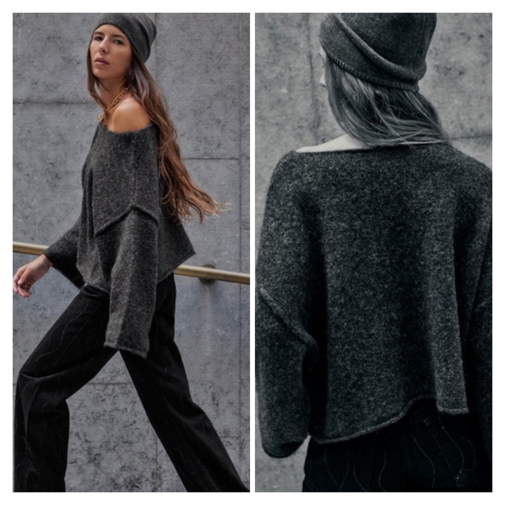 Zara Round Neck Oversized Sweater Size M
